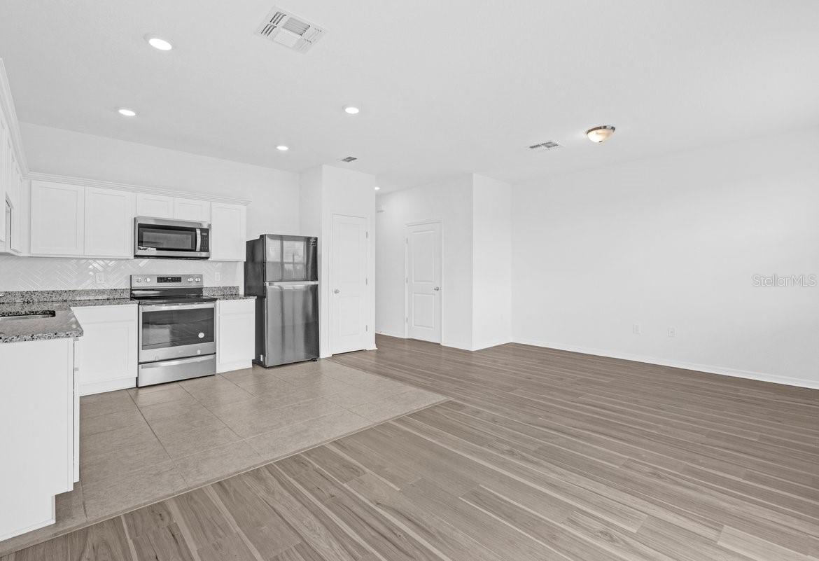 1024 APPLETON ST, DAVENPORT, FL, 33837