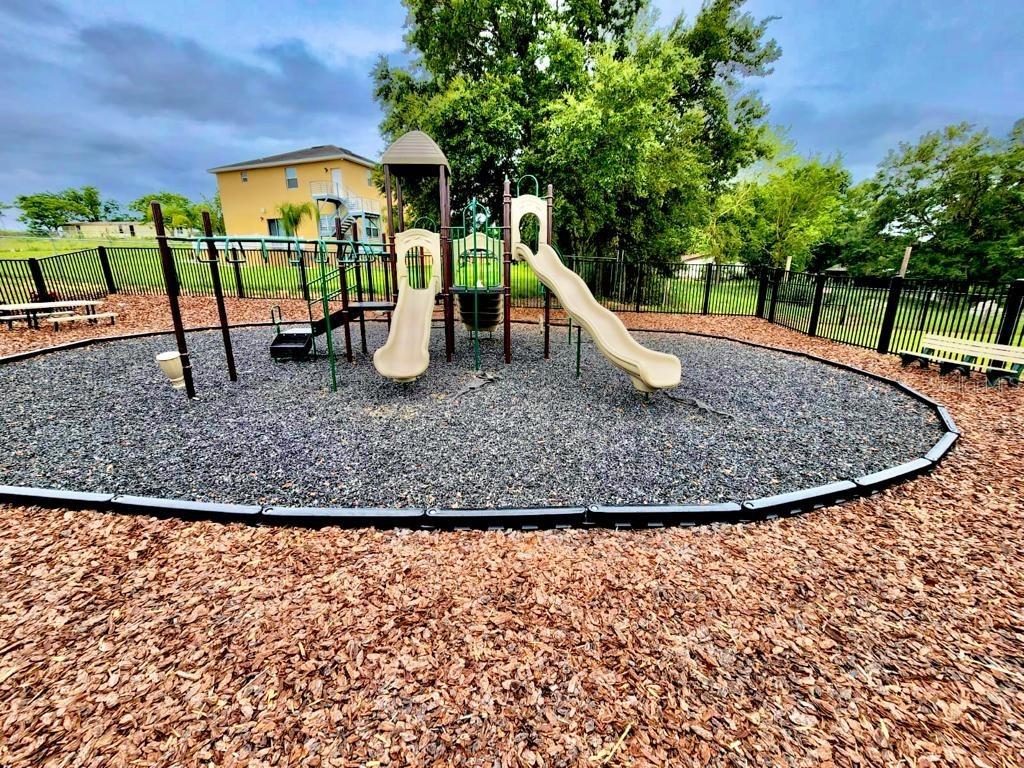 1024 APPLETON ST, DAVENPORT, FL, 33837
