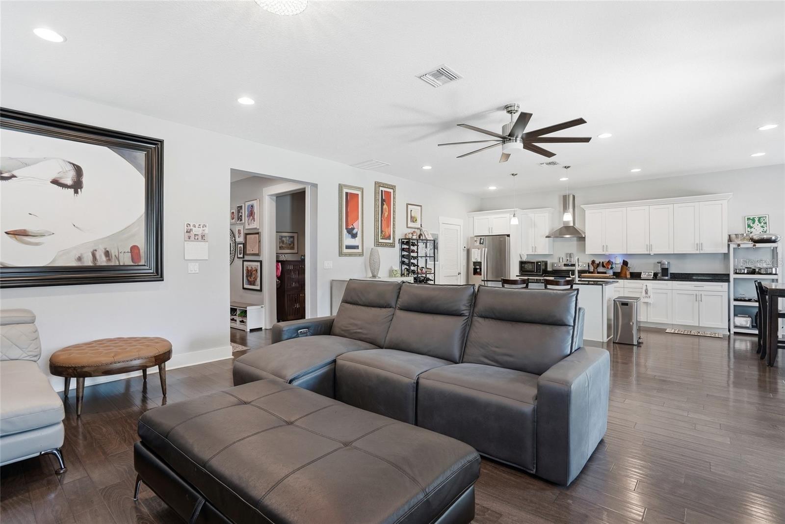6709 INTERBAY BLVD, TAMPA, FL, 33611