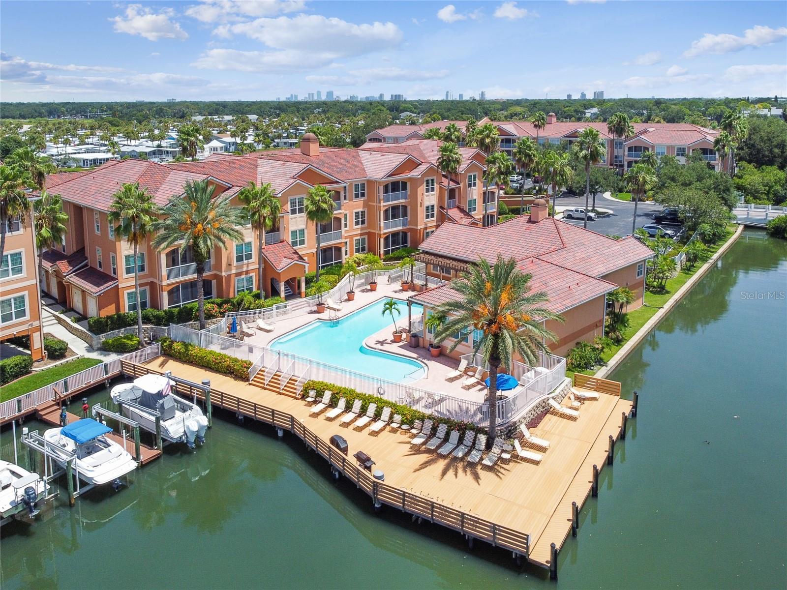 5000 CULBREATH KEY WAY #2-201, TAMPA, FL, 33611