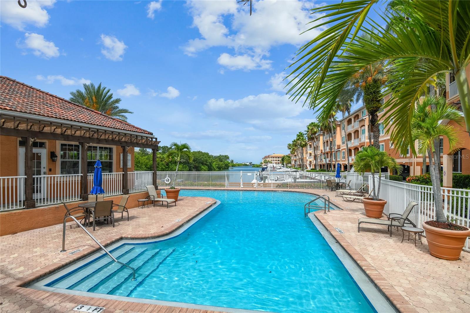 5000 CULBREATH KEY WAY #2-201, TAMPA, FL, 33611