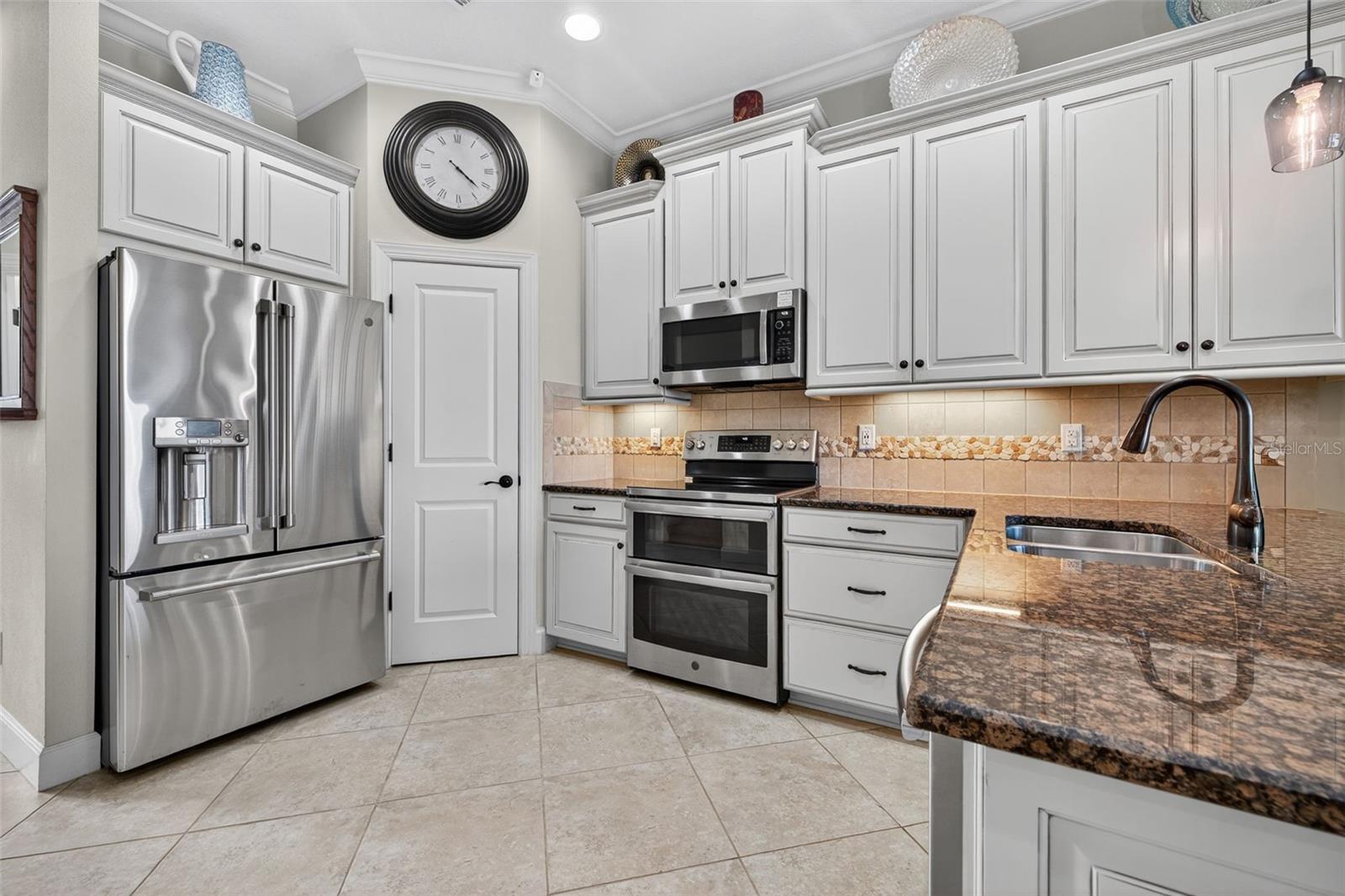 6080 MOORINGS DR S, ST PETERSBURG, FL, 33712