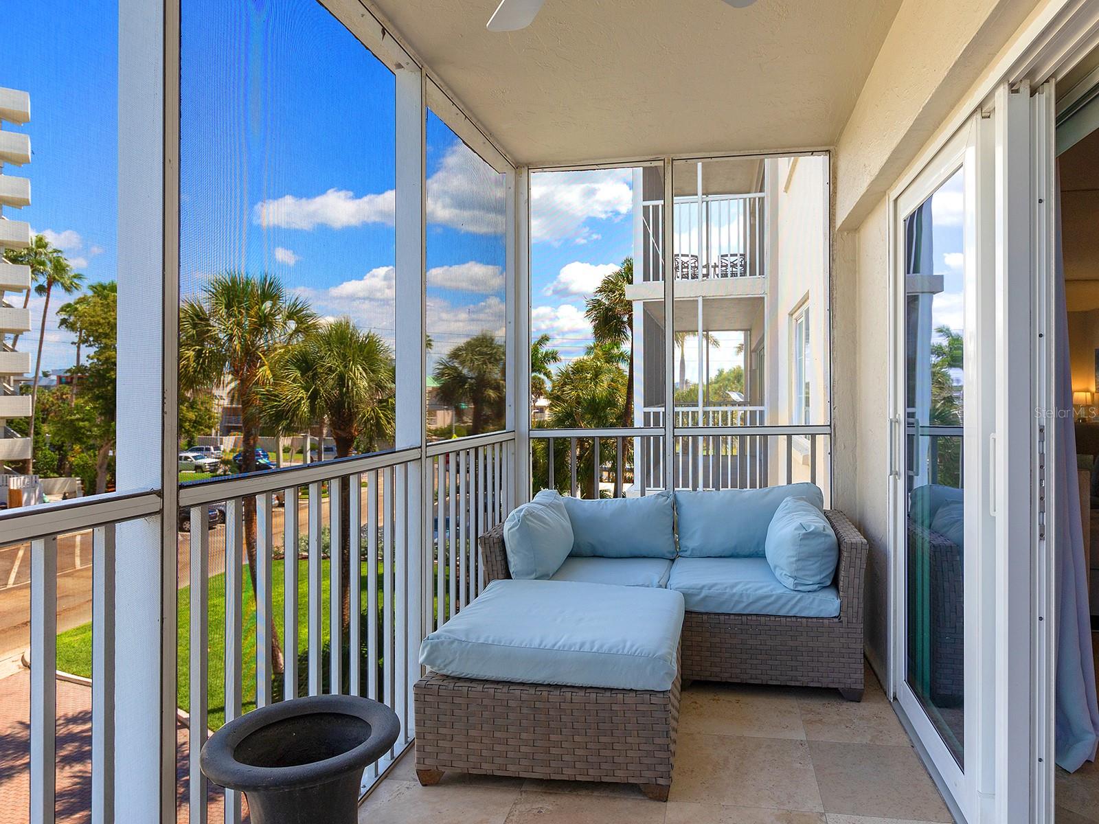 800 BENJAMIN FRANKLIN DR #304, SARASOTA, FL, 34236
