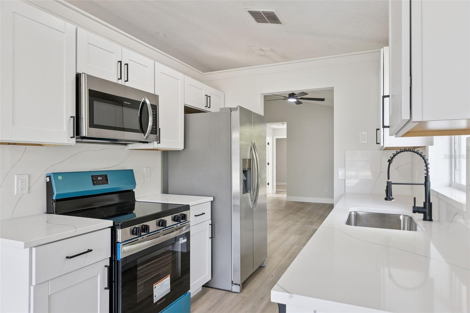 2401 DAFFADIL TER, SANFORD, FL, 32771
