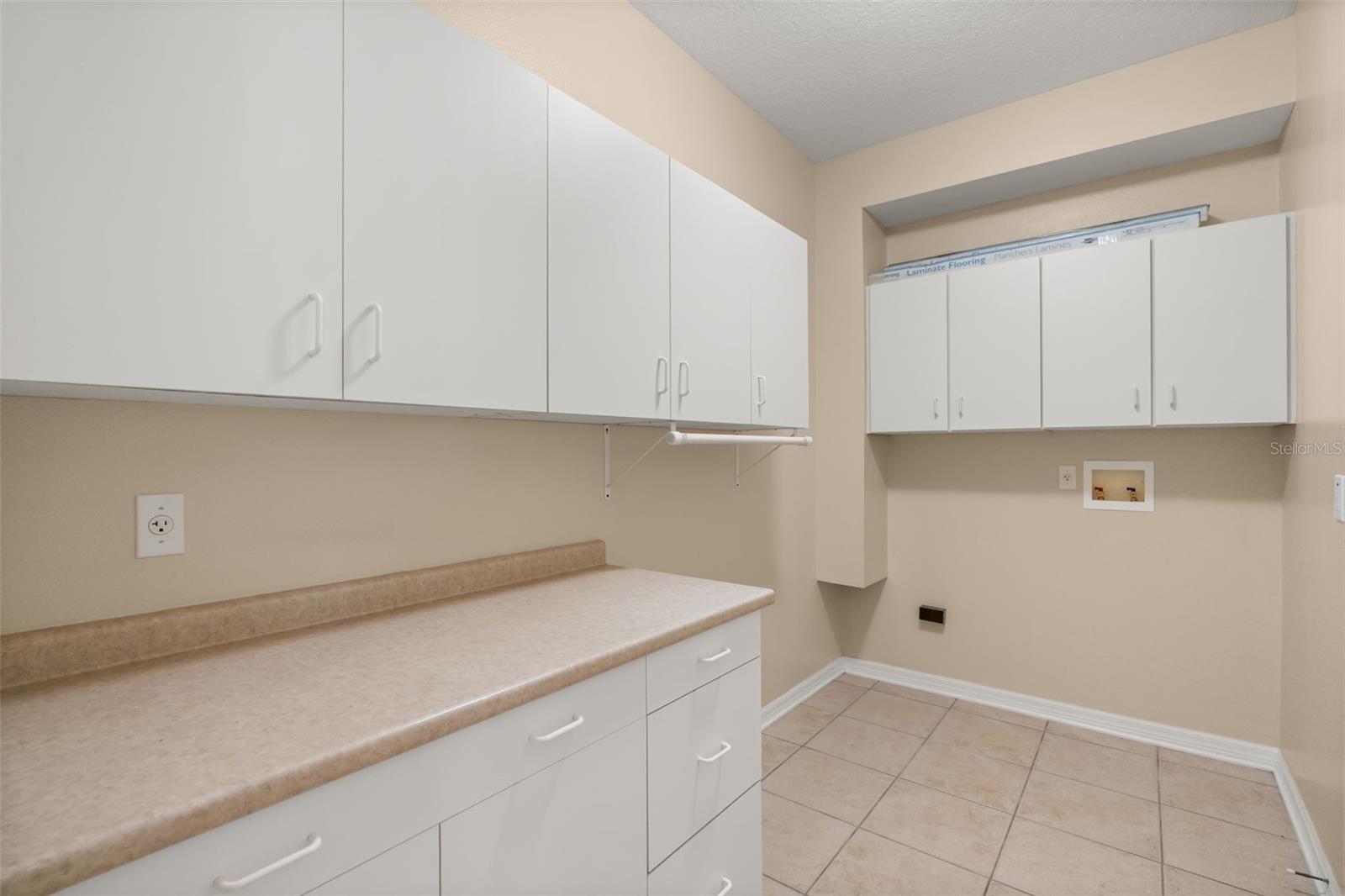 433 CHINAHILL CT, APOPKA, FL, 32712