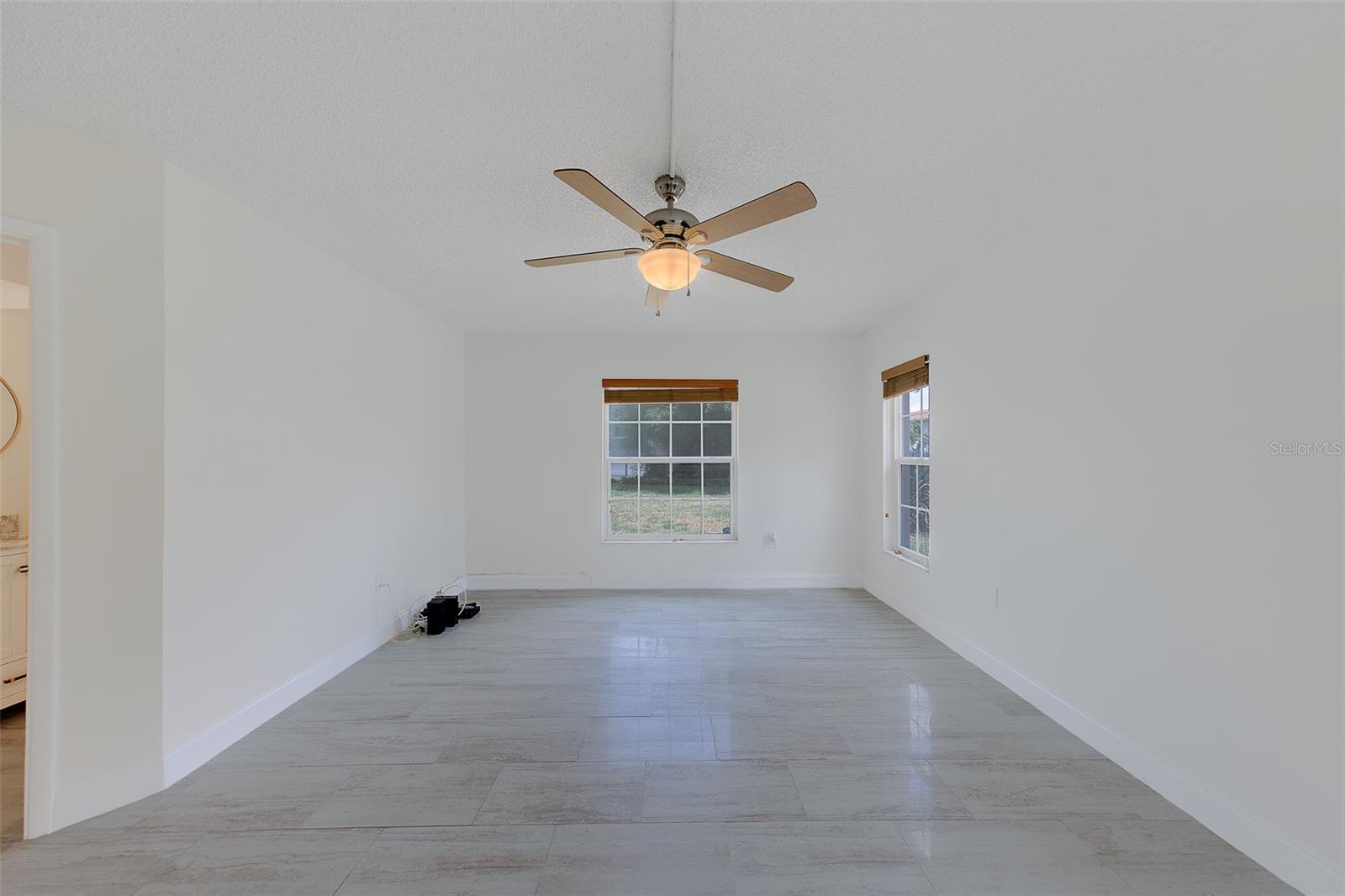 10215 REGAL DR #4, LARGO, FL, 33774