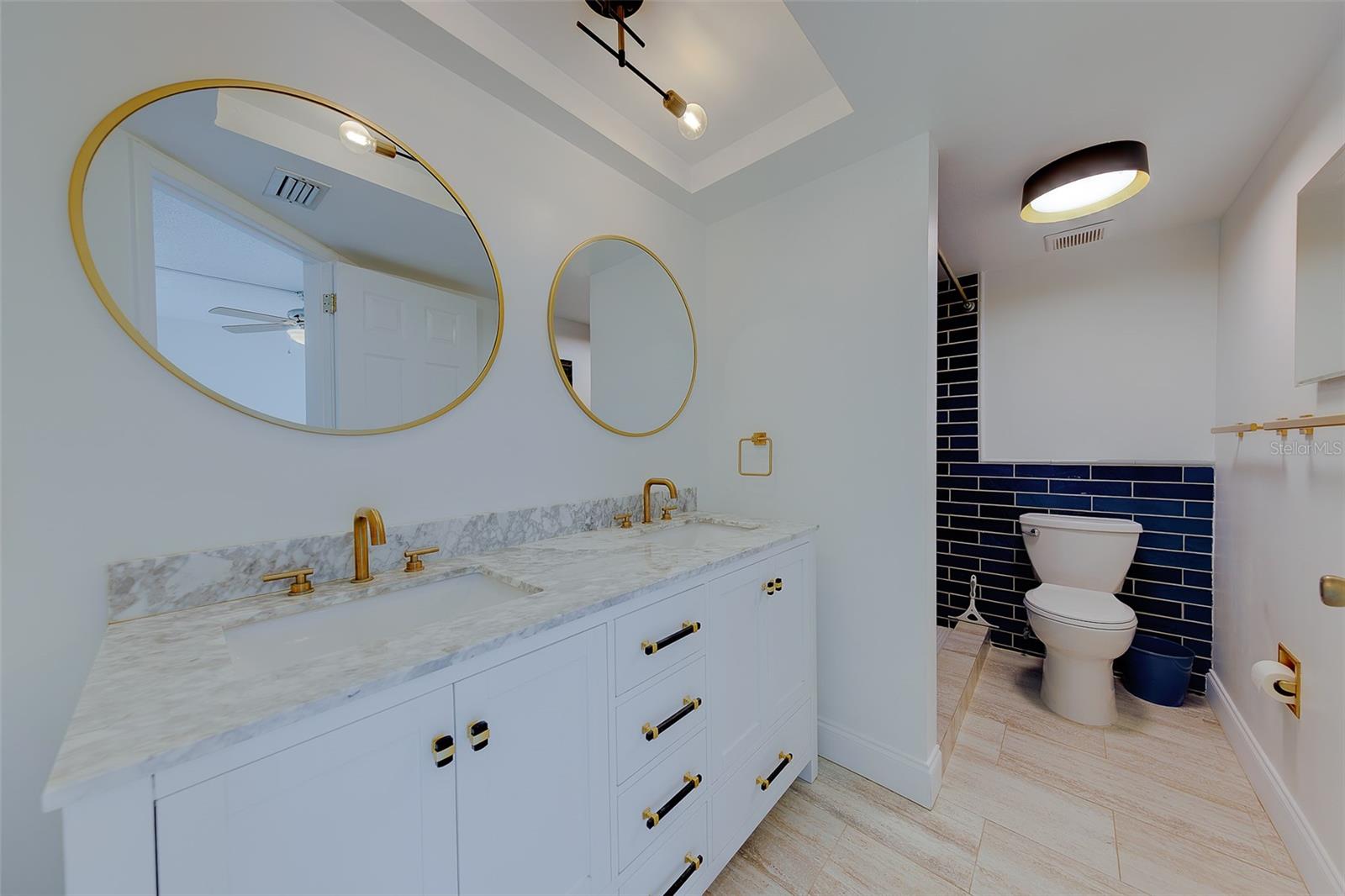 10215 REGAL DR #4, LARGO, FL, 33774