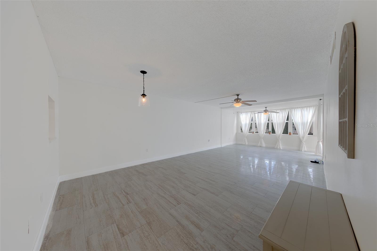 10215 REGAL DR #4, LARGO, FL, 33774