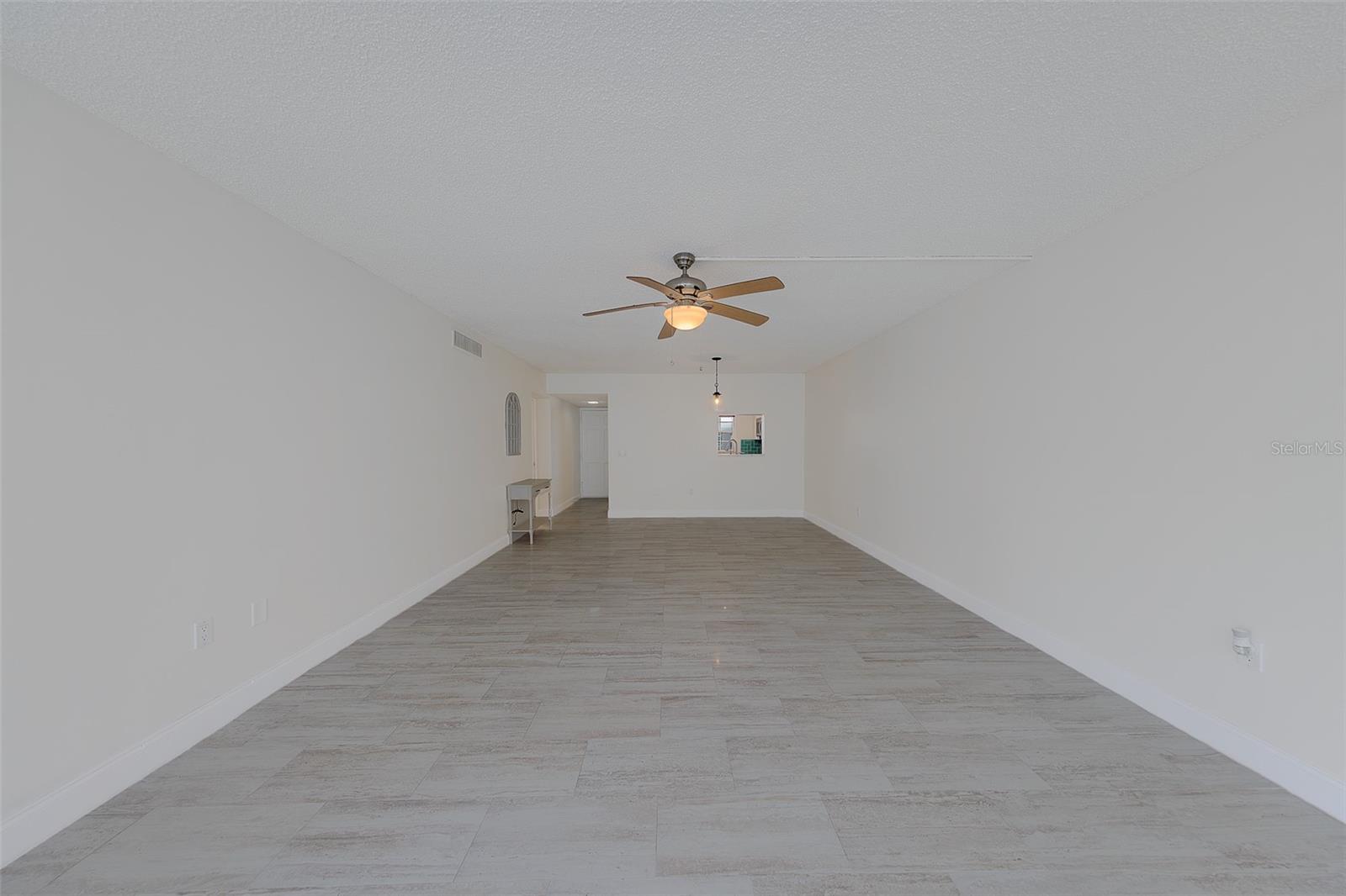 10215 REGAL DR #4, LARGO, FL, 33774