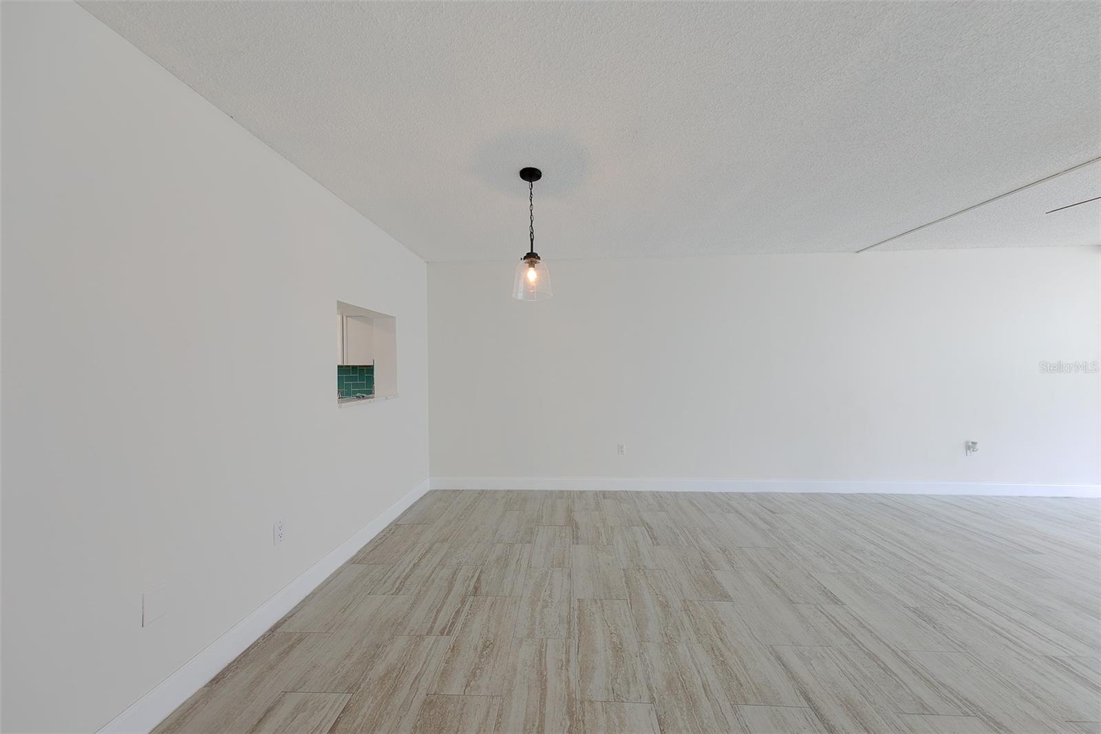 10215 REGAL DR #4, LARGO, FL, 33774