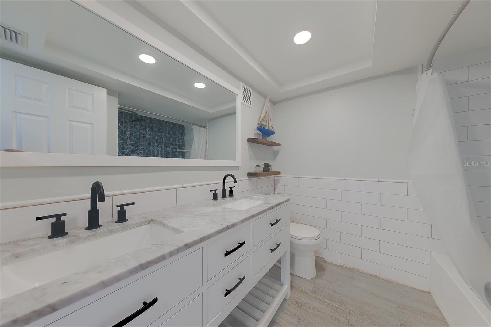 10215 REGAL DR #4, LARGO, FL, 33774