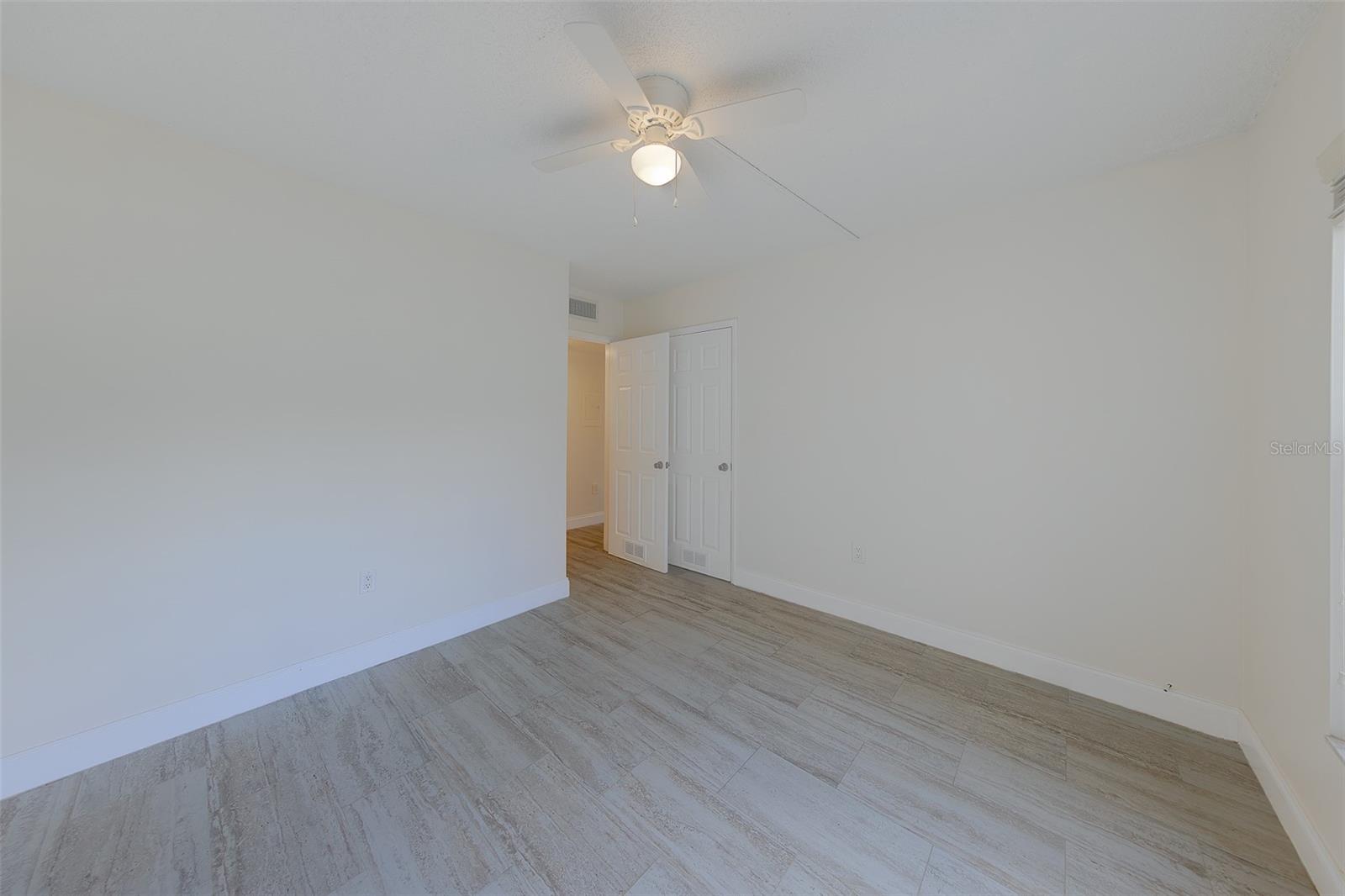 10215 REGAL DR #4, LARGO, FL, 33774
