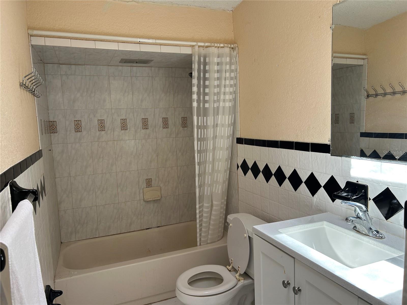 6328 30TH WAY N, ST PETERSBURG, FL, 33702