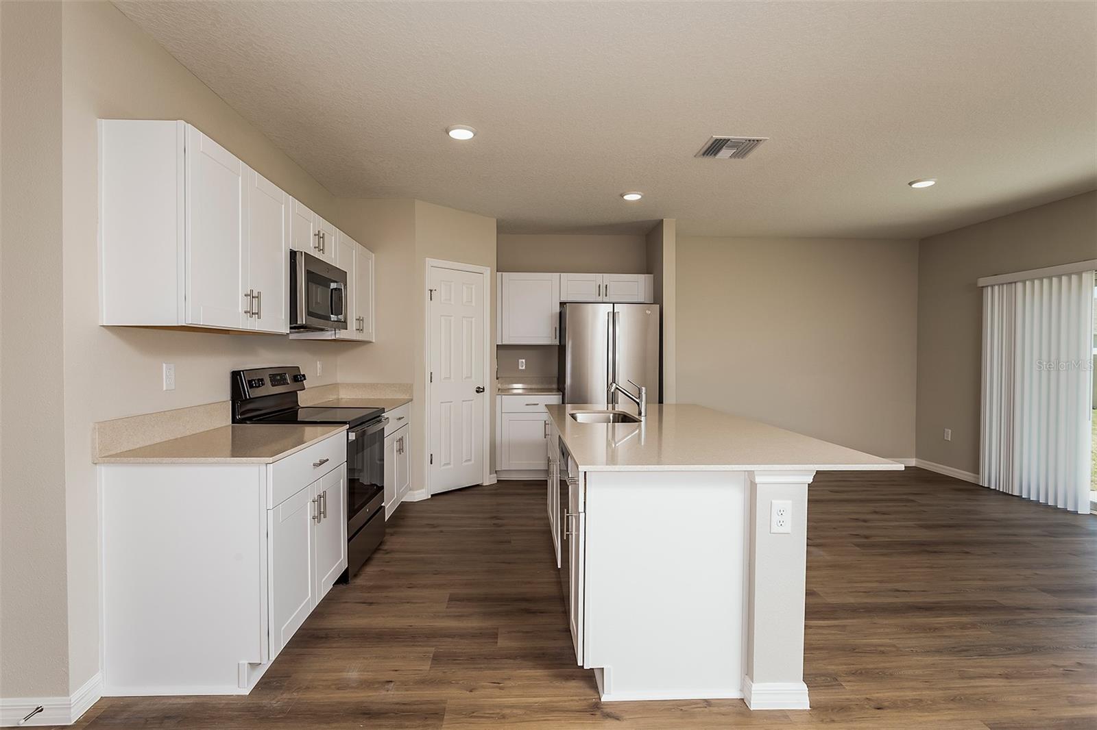 33631 NOBLE CREEK PL, DADE CITY, FL, 33525