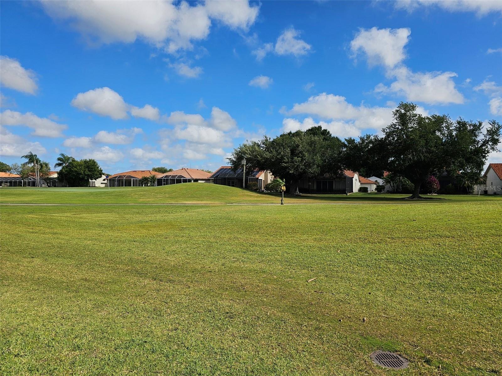 4202 CADDIE DR E #201, BRADENTON, FL, 34203