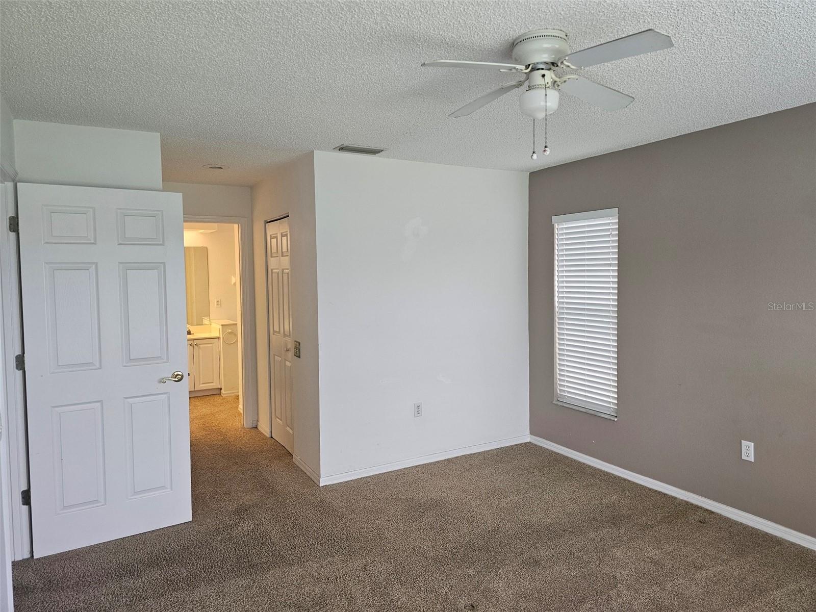4202 CADDIE DR E #201, BRADENTON, FL, 34203