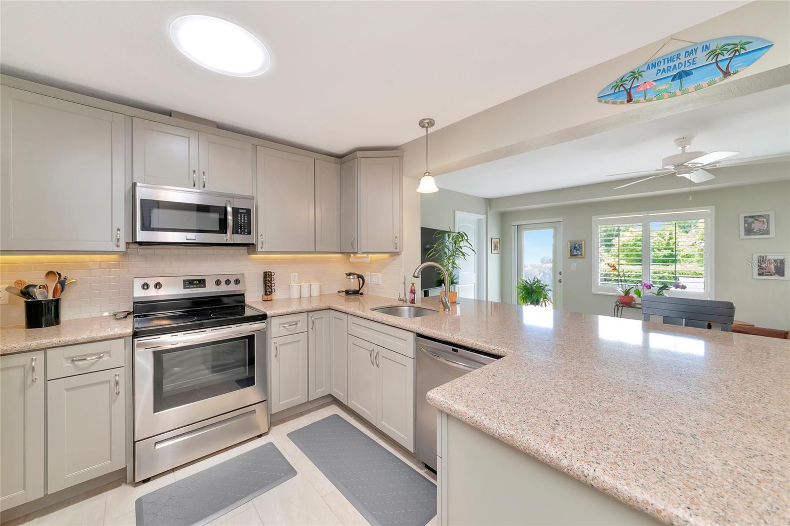 422 CIRCLEWOOD DR #H6, VENICE, FL, 34293
