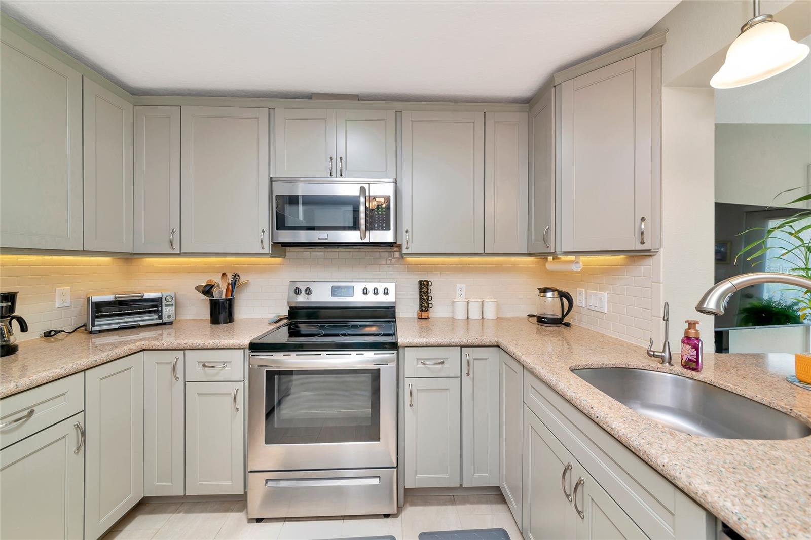 422 CIRCLEWOOD DR #H6, VENICE, FL, 34293
