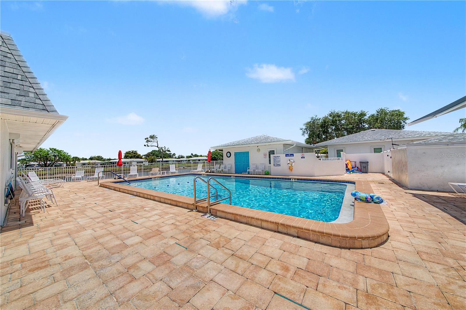 422 CIRCLEWOOD DR #H6, VENICE, FL, 34293