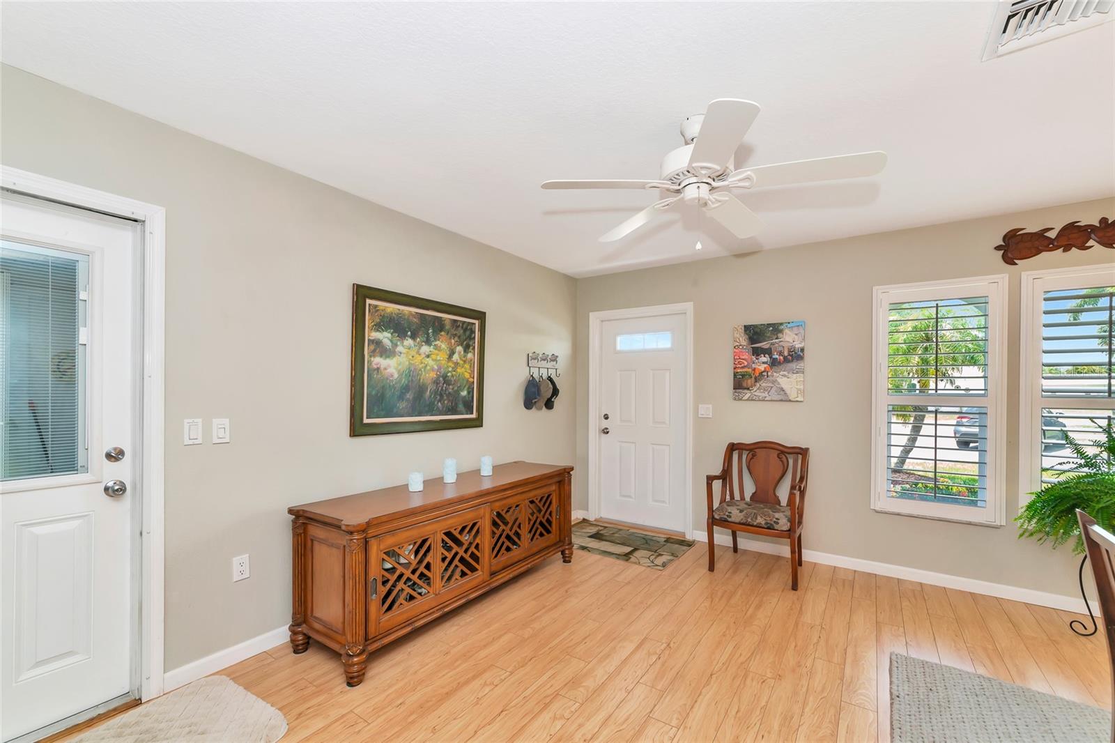 422 CIRCLEWOOD DR #H6, VENICE, FL, 34293