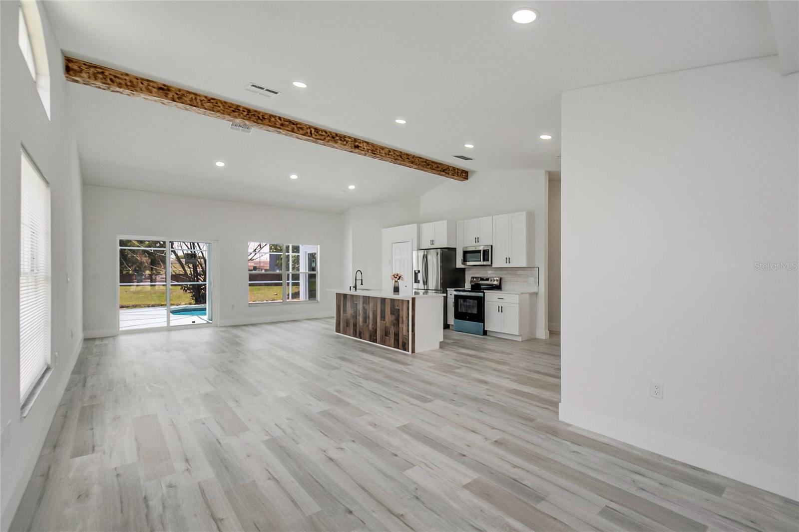 2437 HYBRID DR, KISSIMMEE, FL, 34758