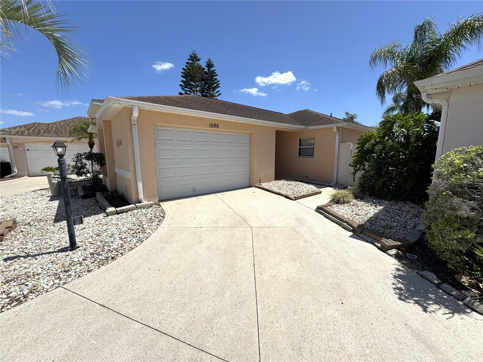 1688 GARCIA CT, LADY LAKE, FL, 32159