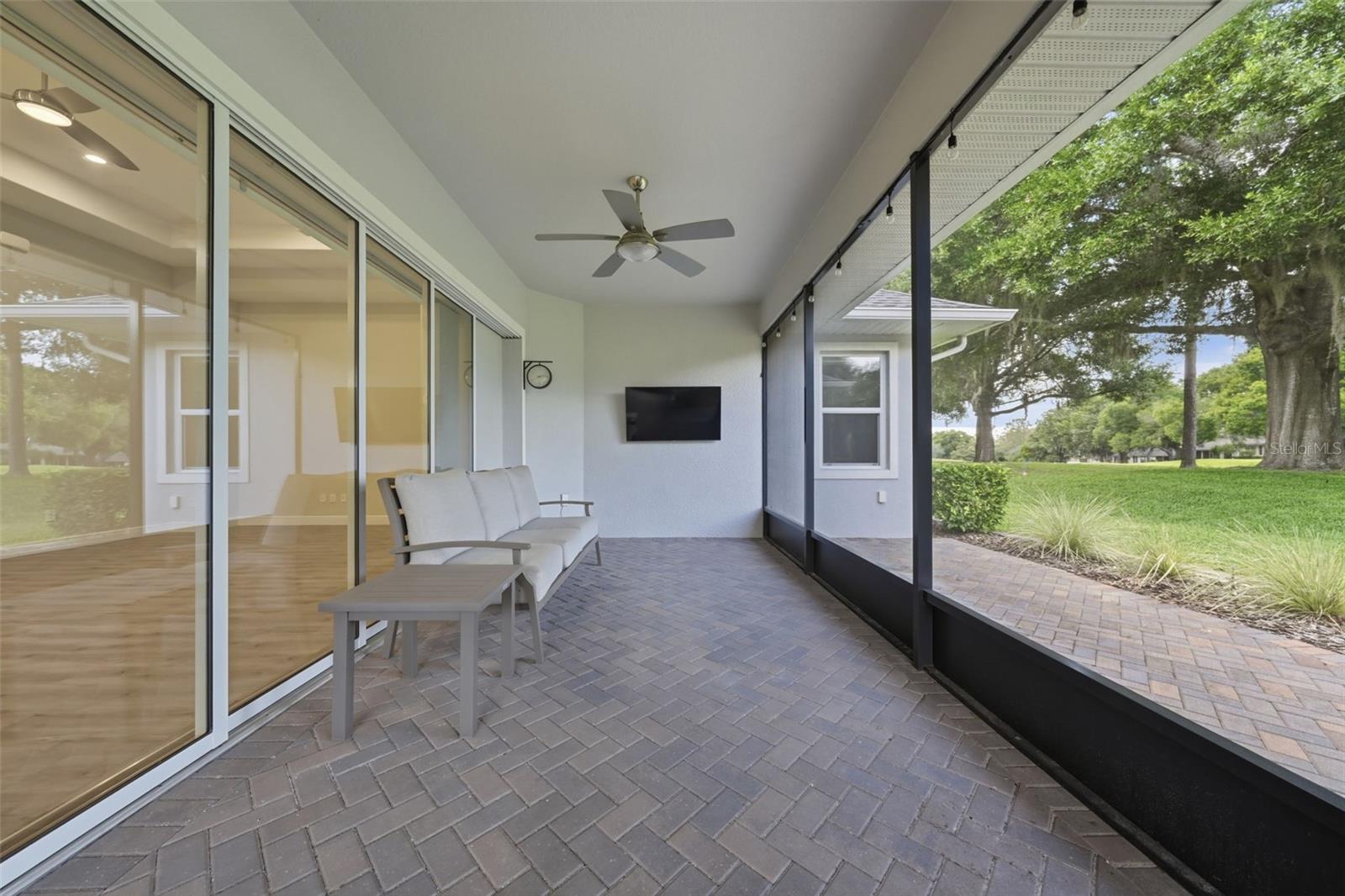 5066 GREENS DR, LADY LAKE, FL, 32159
