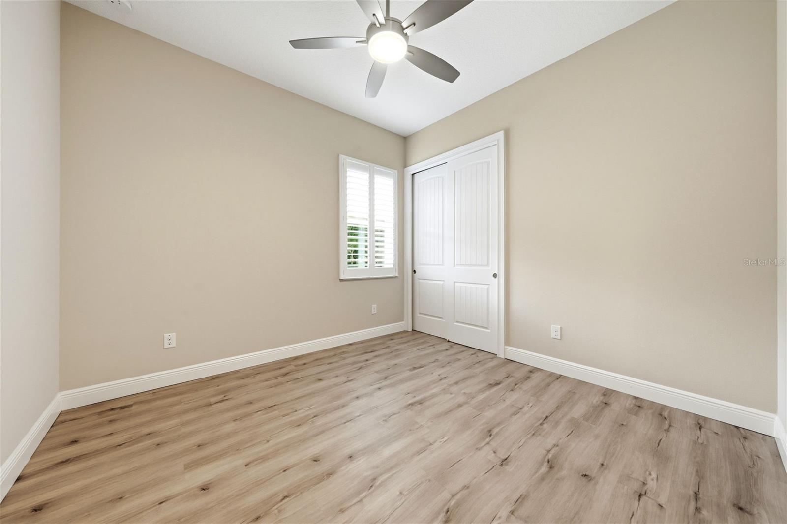 5066 GREENS DR, LADY LAKE, FL, 32159