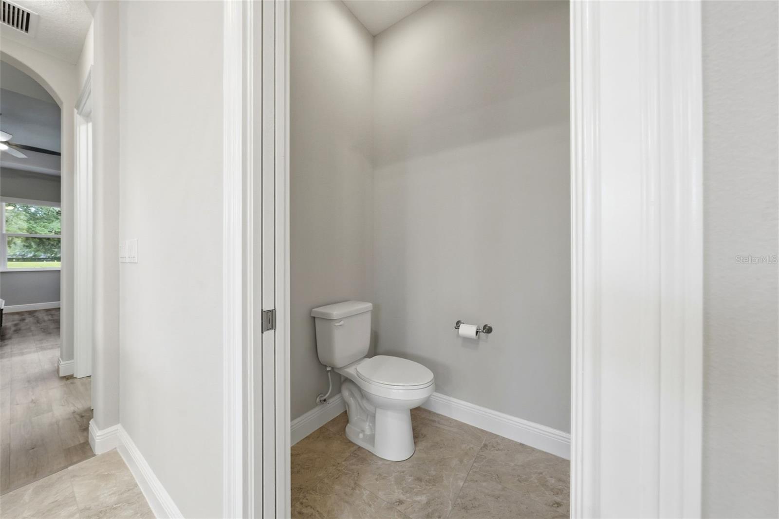5066 GREENS DR, LADY LAKE, FL, 32159