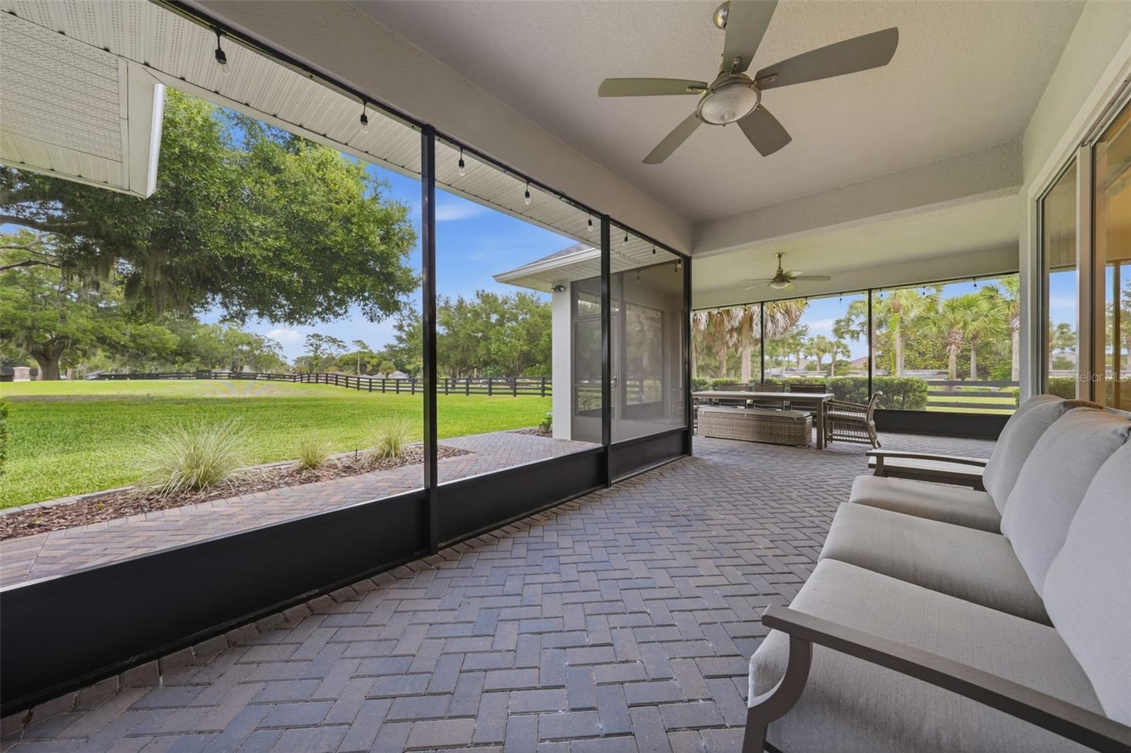5066 GREENS DR, LADY LAKE, FL, 32159