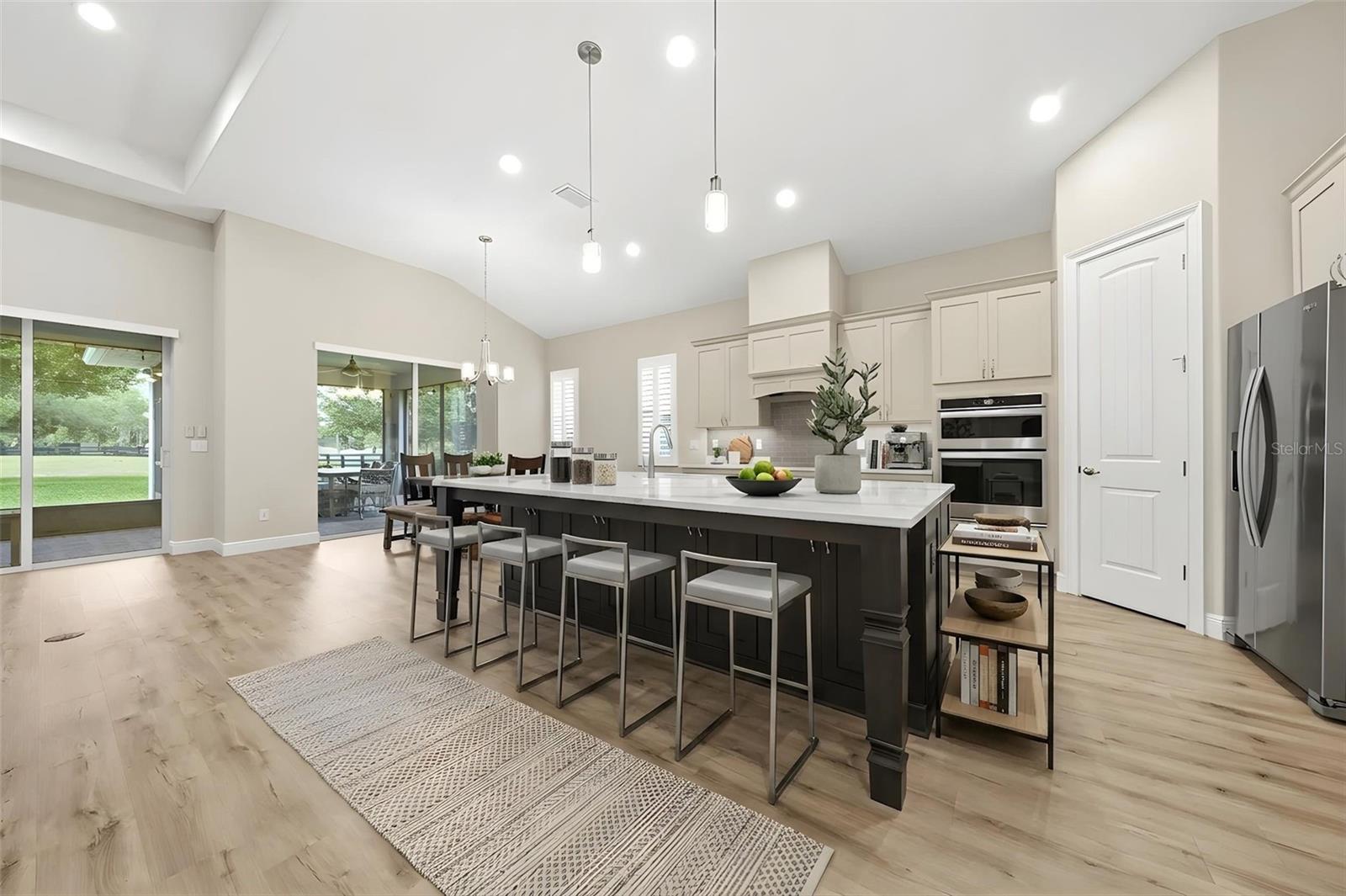 5066 GREENS DR, LADY LAKE, FL, 32159