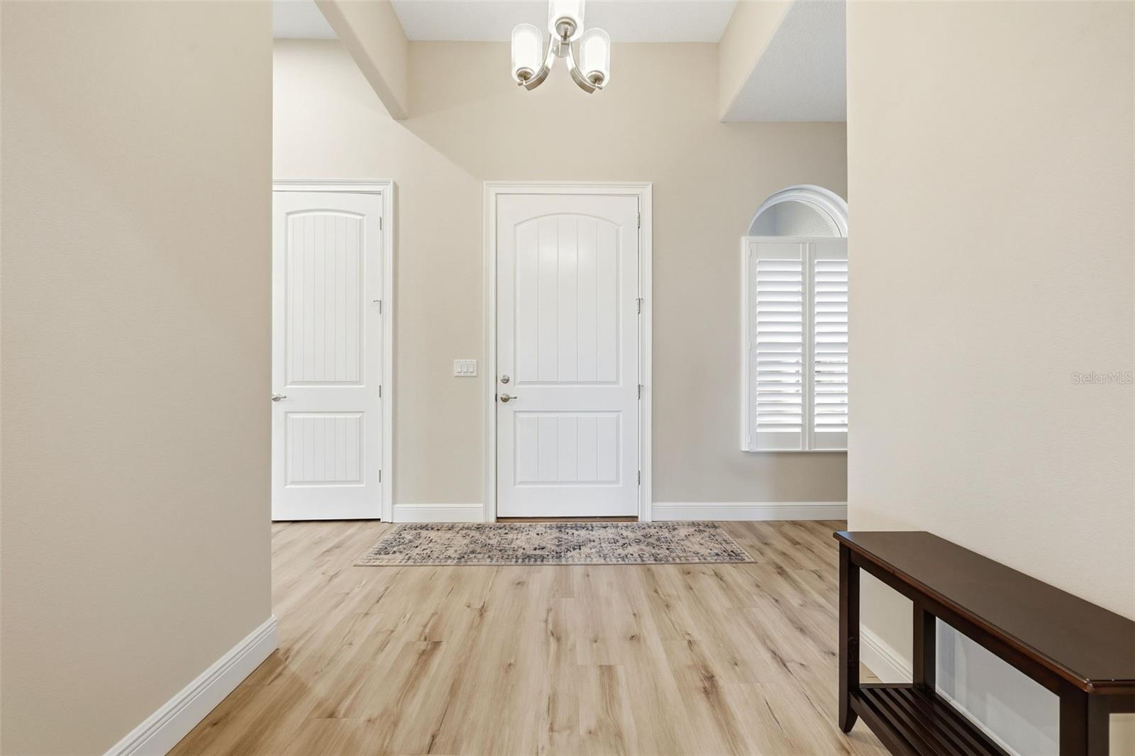 5066 GREENS DR, LADY LAKE, FL, 32159