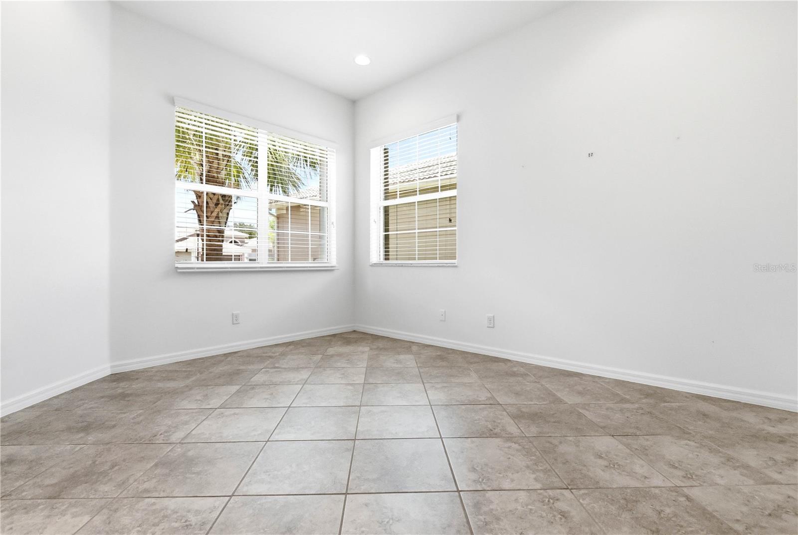 16120 CEDAR KEY DR, WIMAUMA, FL, 33598