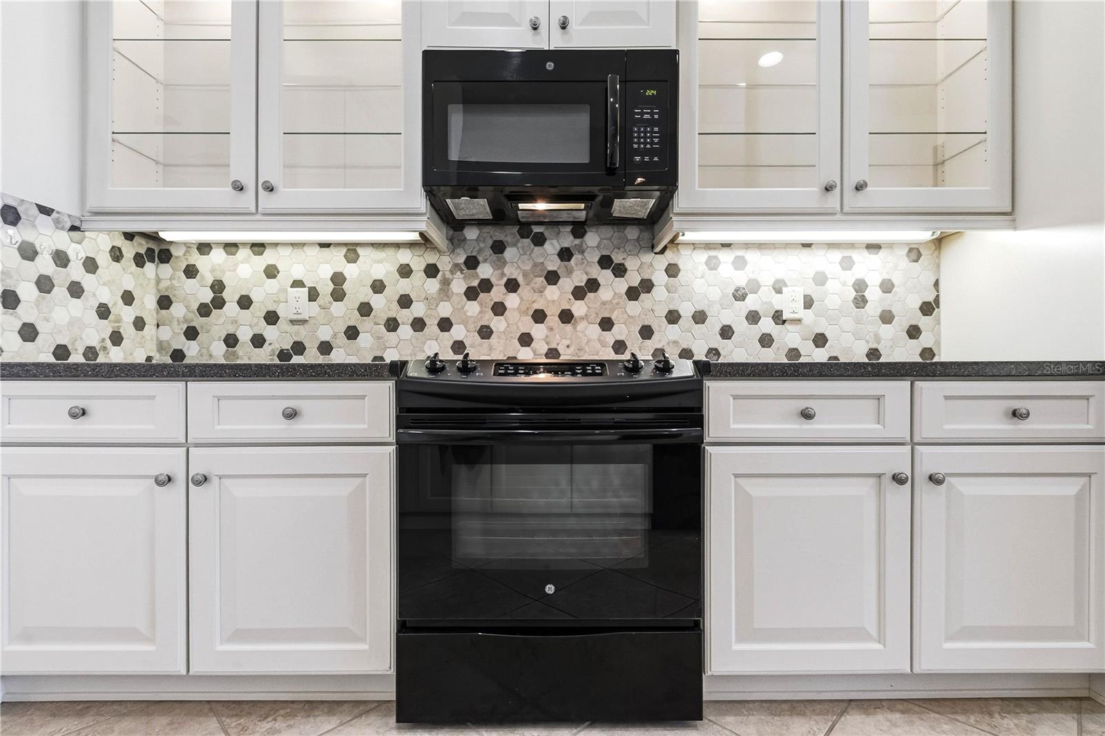 16120 CEDAR KEY DR, WIMAUMA, FL, 33598