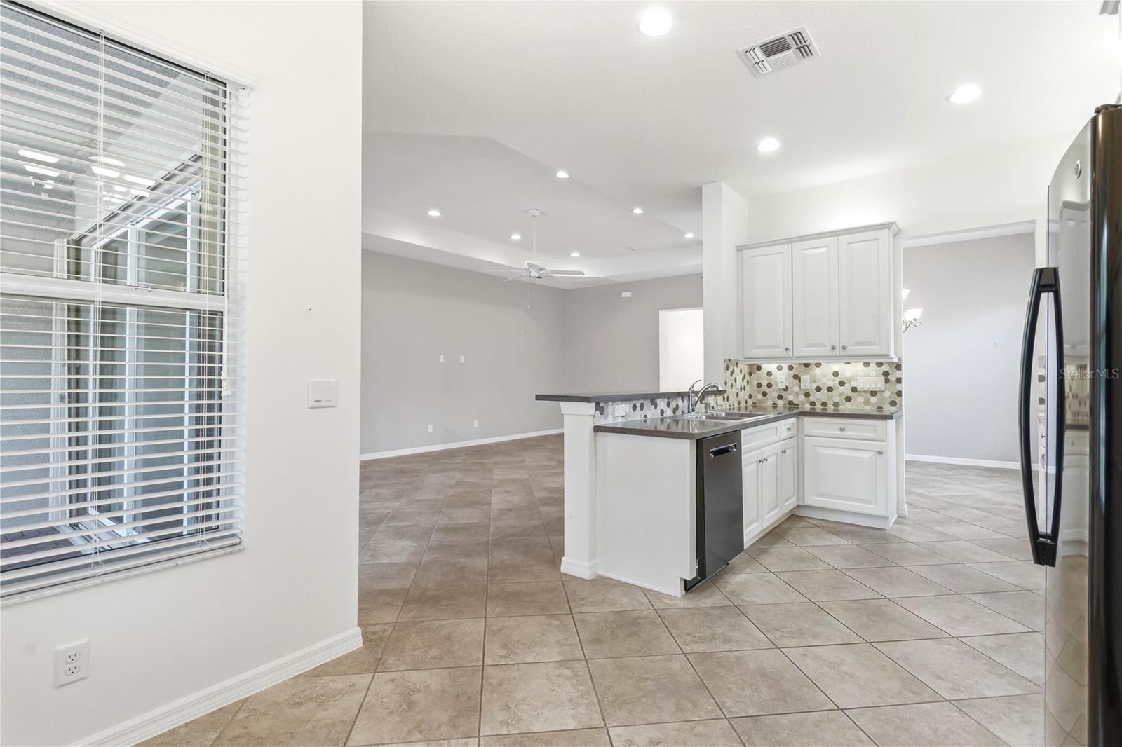 16120 CEDAR KEY DR, WIMAUMA, FL, 33598