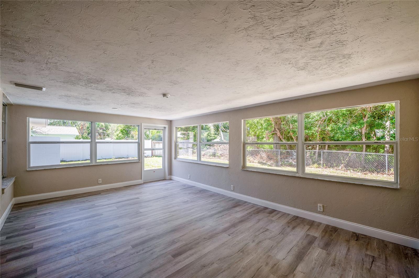 710 LINDENWOOD CIR E, ORMOND BEACH, FL, 32174