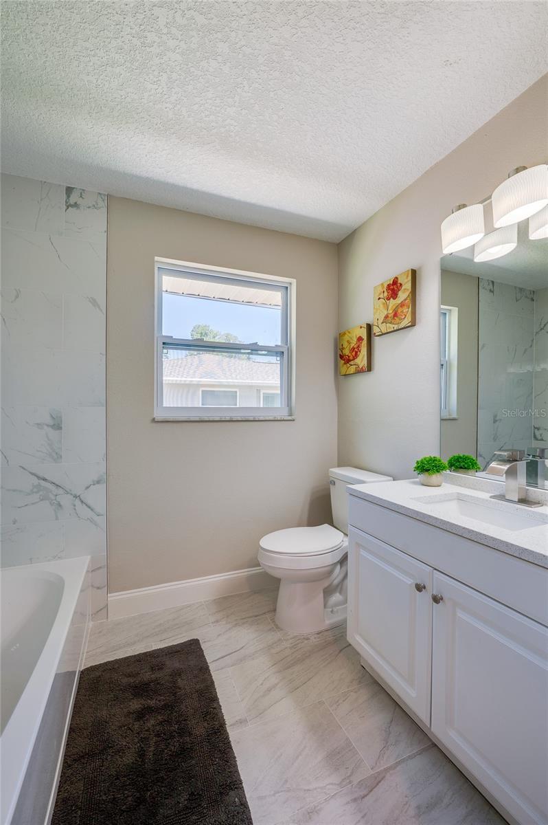 710 LINDENWOOD CIR E, ORMOND BEACH, FL, 32174
