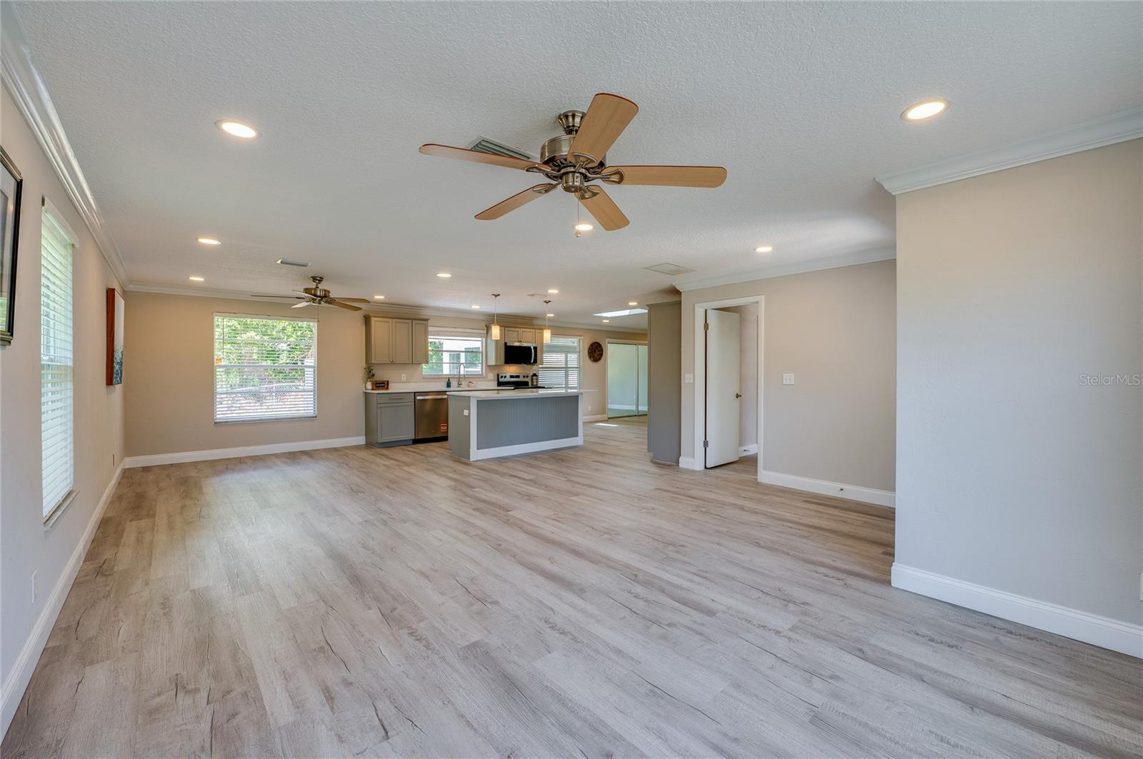 710 LINDENWOOD CIR E, ORMOND BEACH, FL, 32174