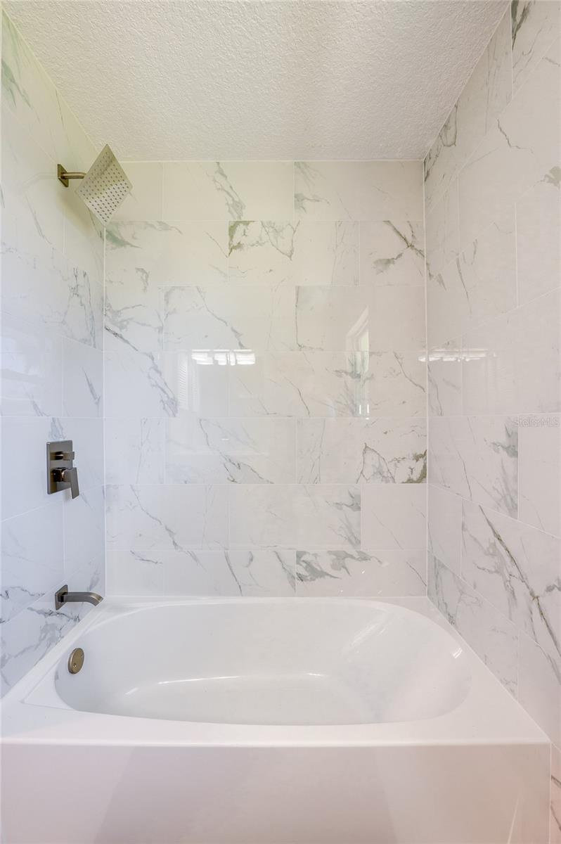 710 LINDENWOOD CIR E, ORMOND BEACH, FL, 32174