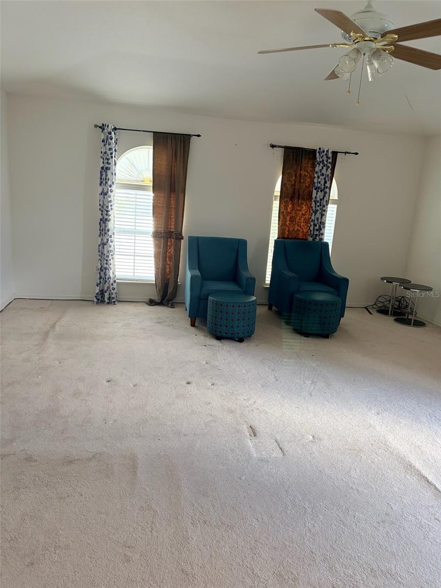 1312 HAWKS NEST AVE, GROVELAND, FL, 34736