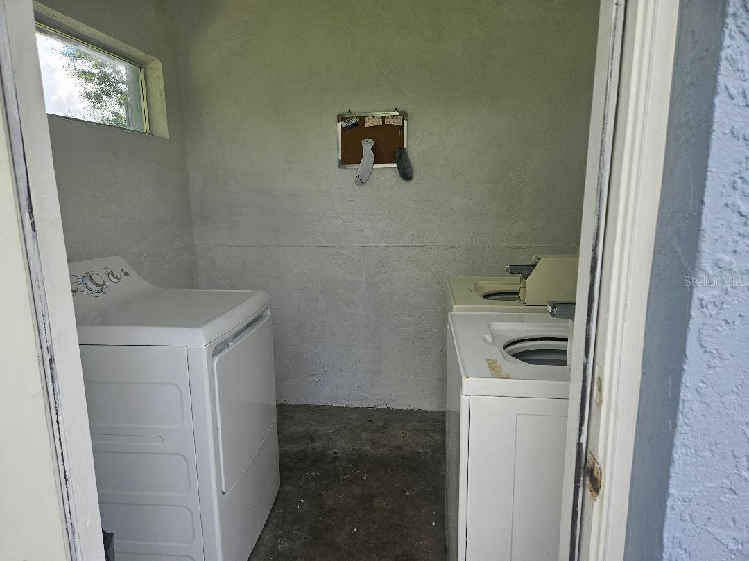 810 KINGS CT #B, PUNTA GORDA, FL, 33950