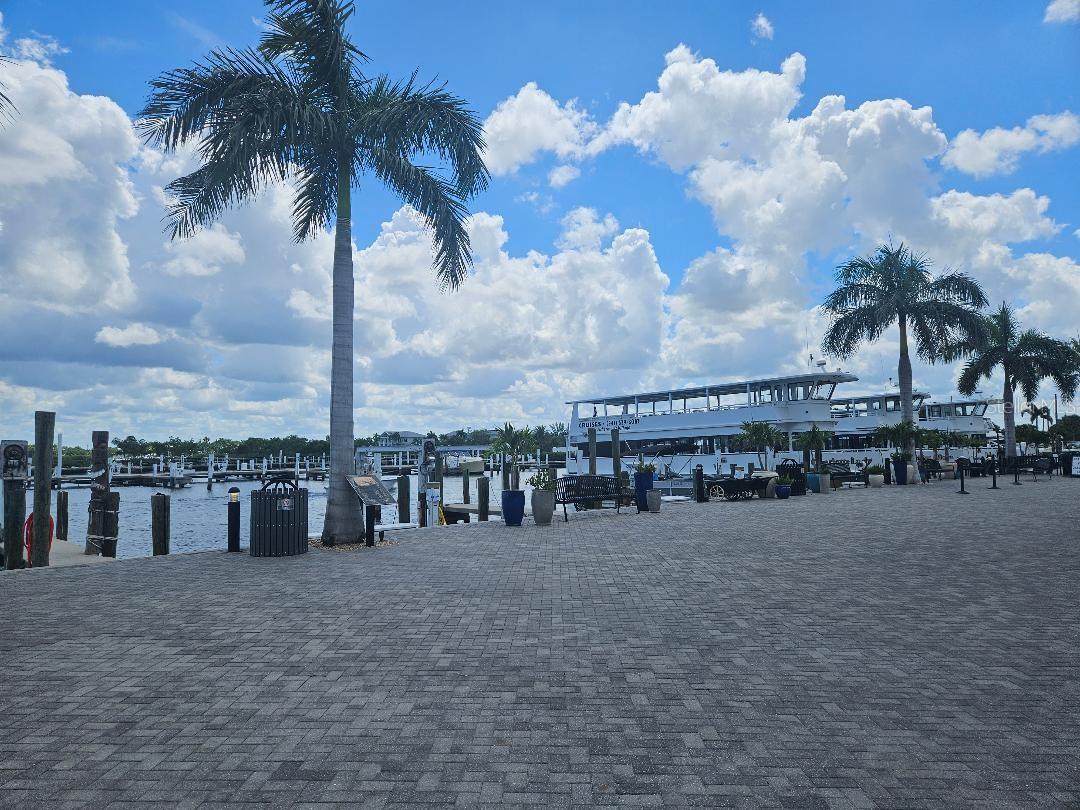 810 KINGS CT #B, PUNTA GORDA, FL, 33950