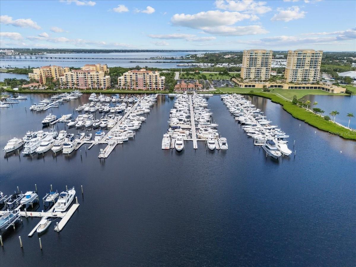 102 RIVIERA DUNES WAY #S-21, PALMETTO, FL, 34221