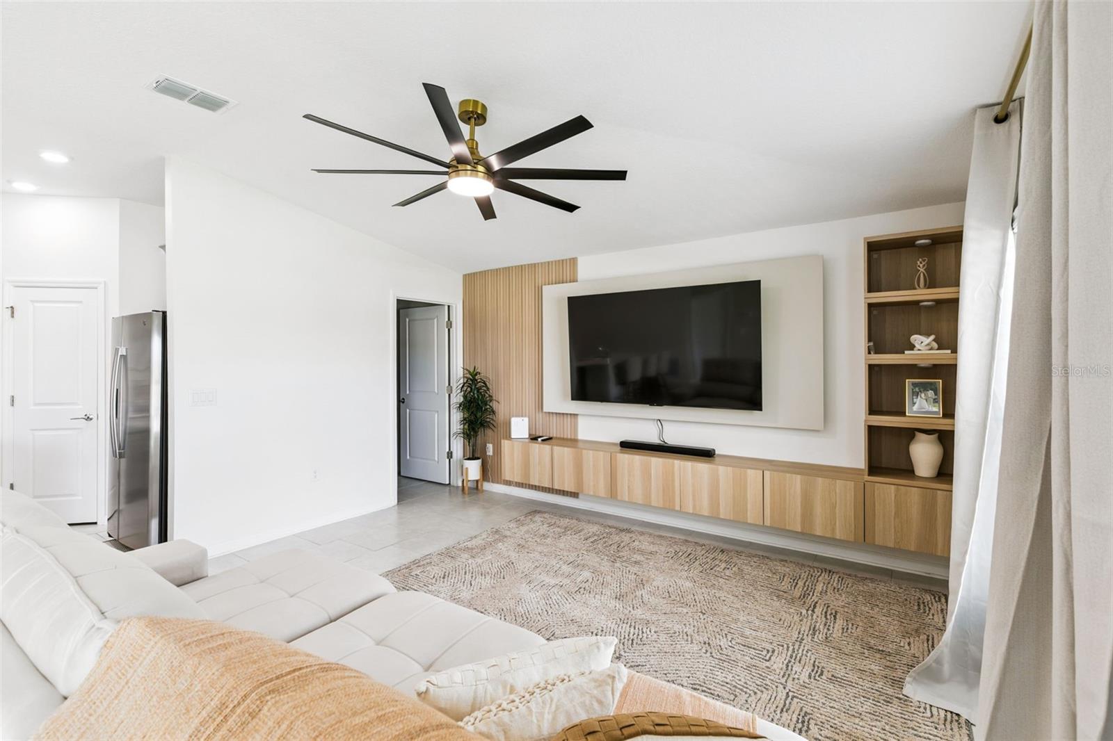 1949 HEART LAKE DR, GROVELAND, FL, 34736