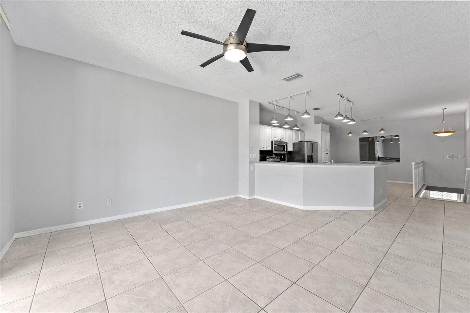 603 ARBOR LAKE LN, TAMPA, FL, 33602