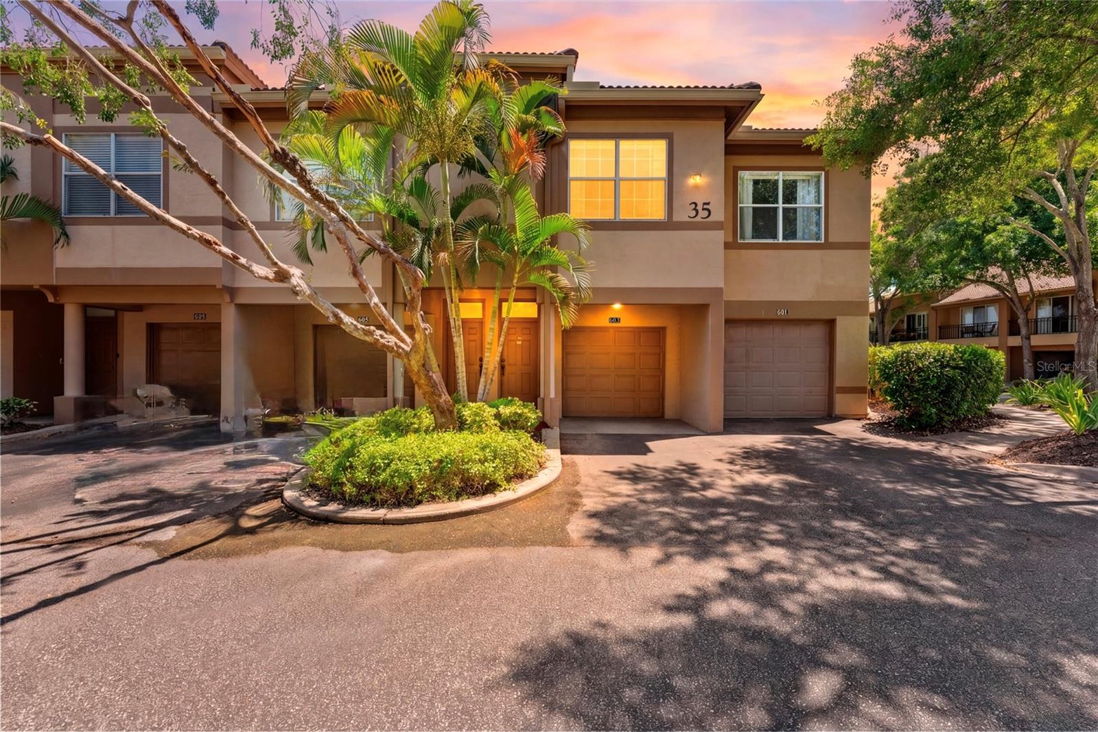 603 ARBOR LAKE LN, TAMPA, FL, 33602