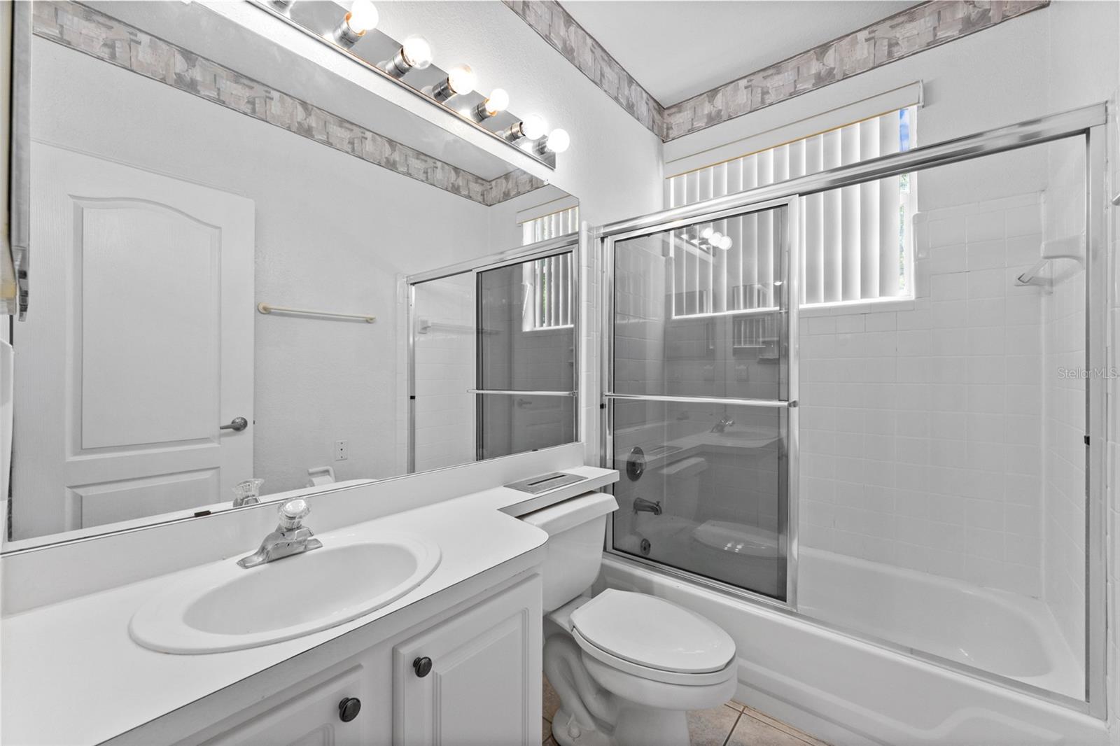 603 ARBOR LAKE LN, TAMPA, FL, 33602