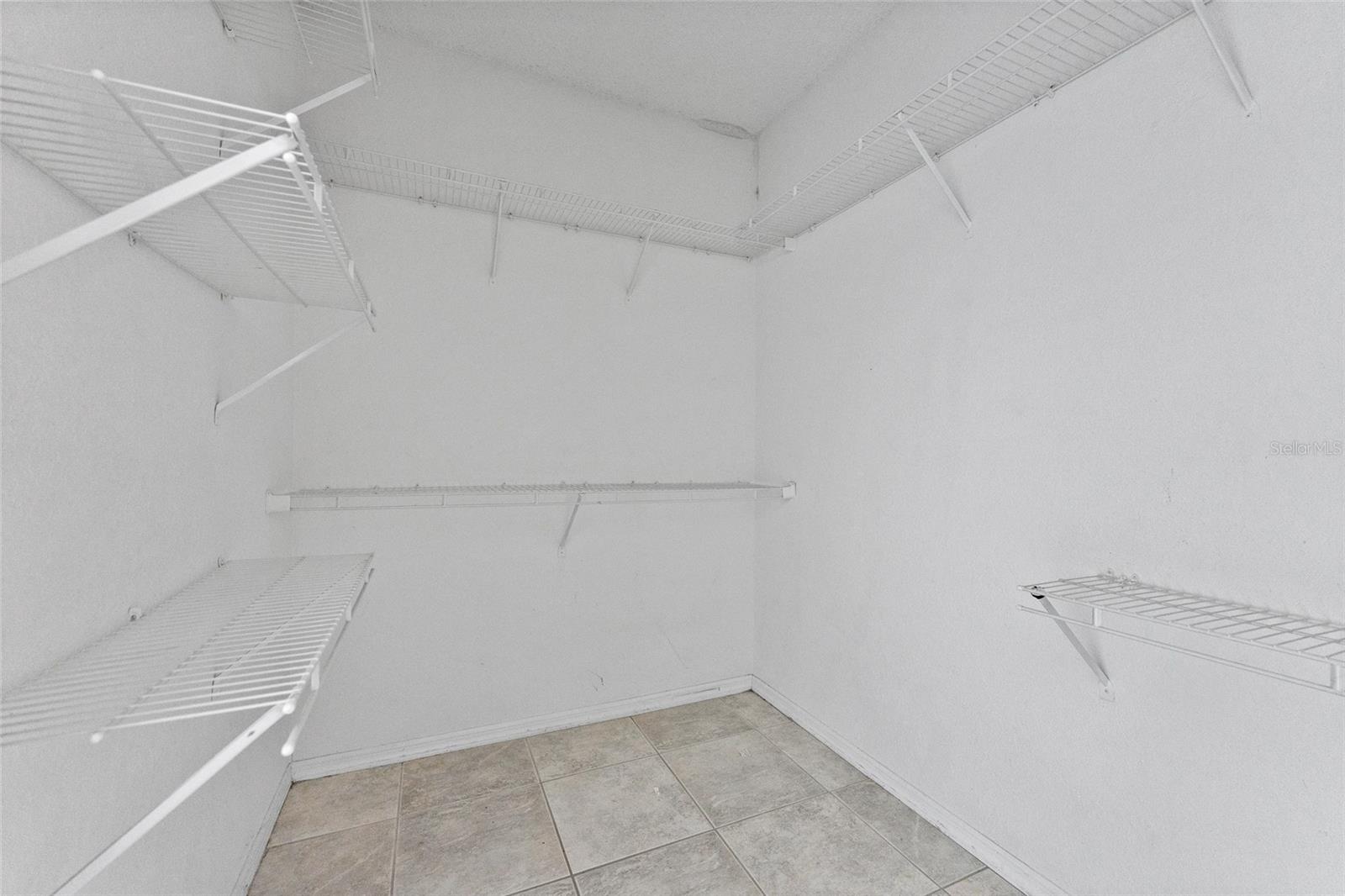 603 ARBOR LAKE LN, TAMPA, FL, 33602