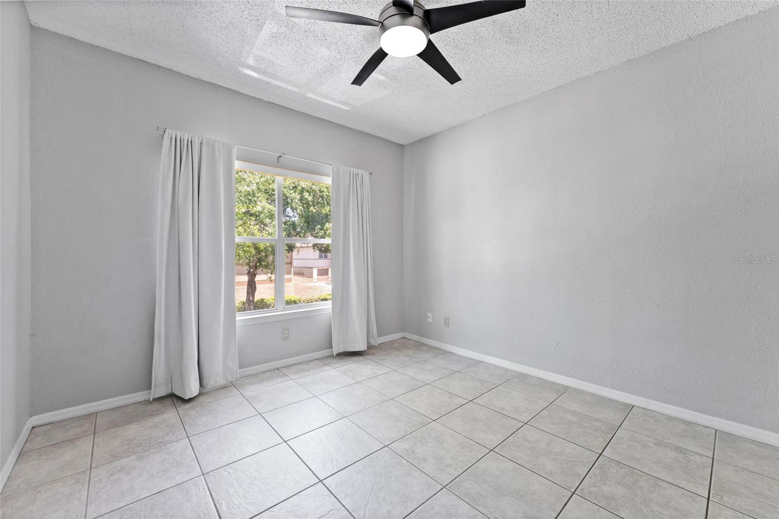 603 ARBOR LAKE LN, TAMPA, FL, 33602