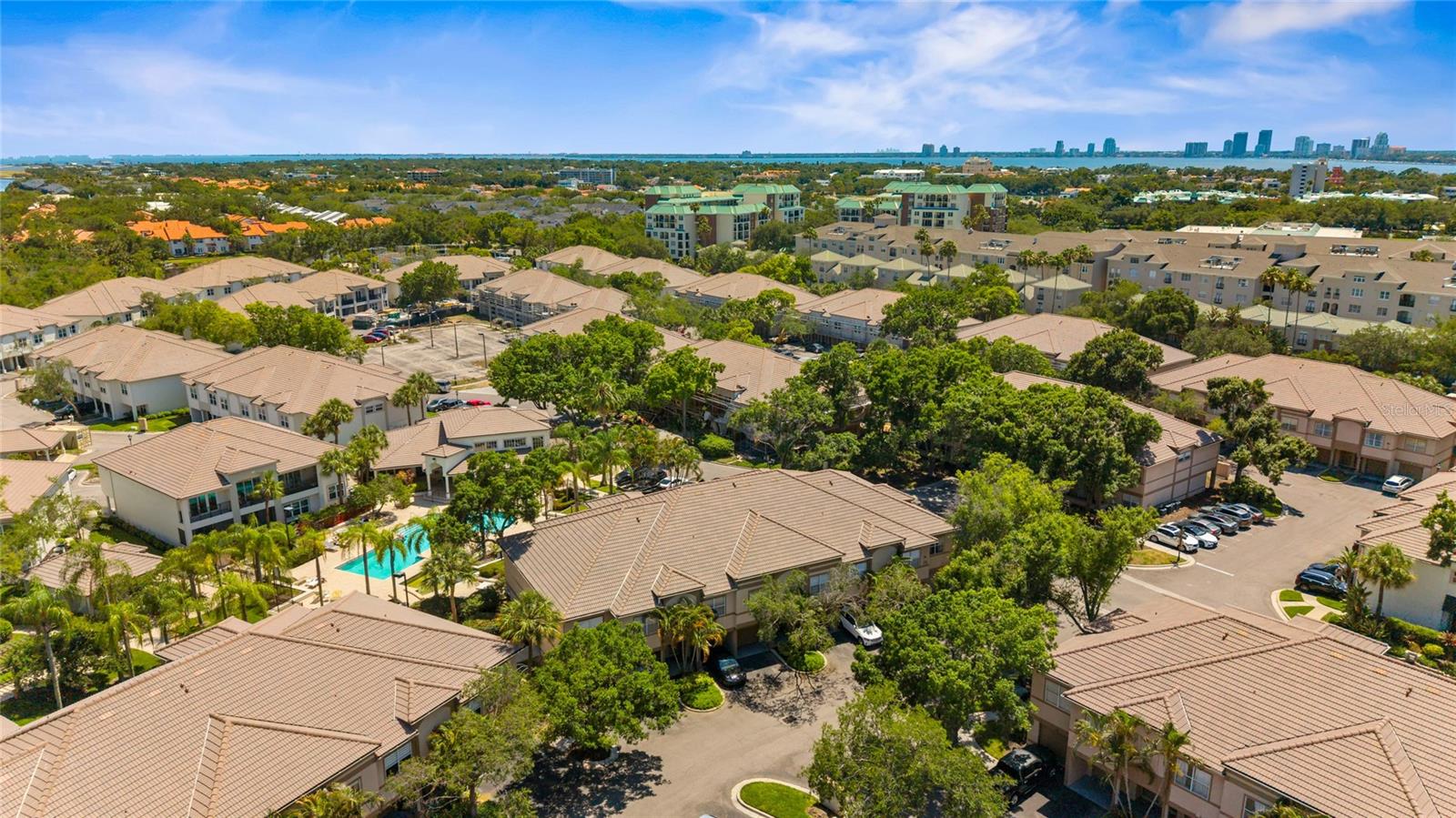603 ARBOR LAKE LN, TAMPA, FL, 33602